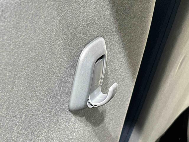 ムーヴキャンバスストライプスＧＬＥＤオートライト・フォグランプ　電動パーキングブレーキ　プッシュボタンスタート　セキュリティアラーム　バックカメラ　両側パワースライドドアウエルカムオープン機能　オート電動格納式ドアミラー（広島県）の中古車