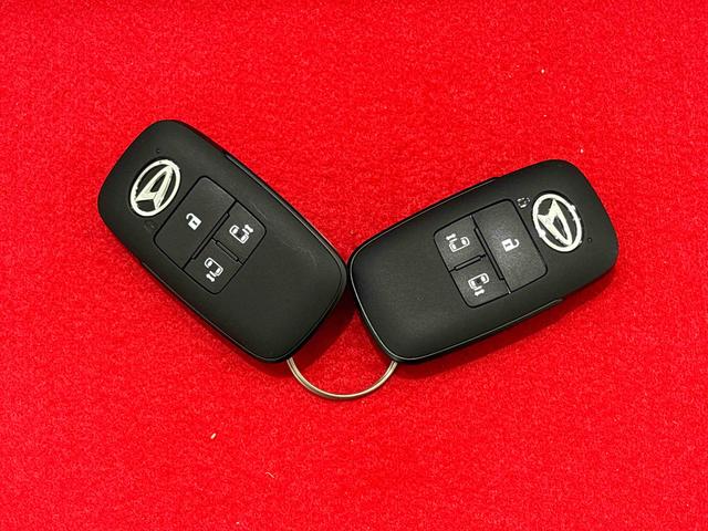 ムーヴキャンバスストライプスＧＬＥＤオートライト・フォグランプ　電動パーキングブレーキ　プッシュボタンスタート　セキュリティアラーム　バックカメラ　両側パワースライドドアウエルカムオープン機能　オート電動格納式ドアミラー（広島県）の中古車