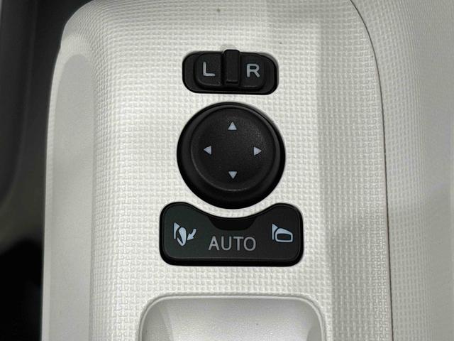 ムーヴキャンバスストライプスG LEDヘッドライト 両側パワースライドドアLEDヘッドランプ&フォグランプ 両側電動スライドドア キーフリーシステム キーフリーシステム連動式電動格納ドアミラー 運転席・助手席シートヒーター バックカメラ フロントベンチシート(広島県)の中古車