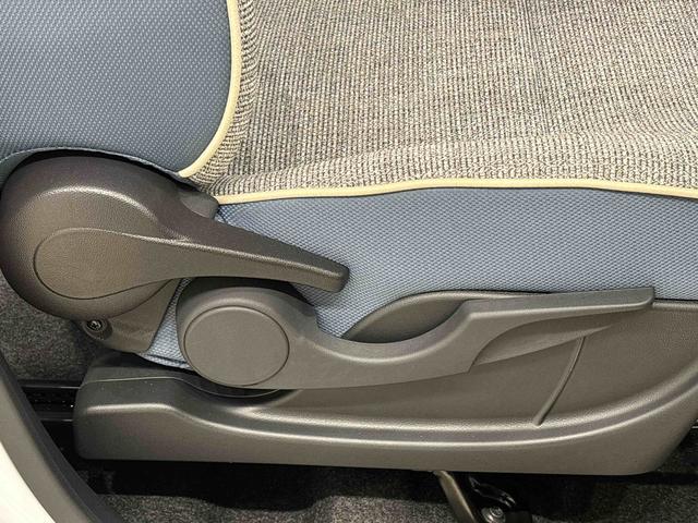 ムーヴキャンバスストライプスG LEDヘッドライト 両側パワースライドドアLEDヘッドランプ&フォグランプ 両側電動スライドドア キーフリーシステム キーフリーシステム連動式電動格納ドアミラー 運転席・助手席シートヒーター バックカメラ フロントベンチシート(広島県)の中古車