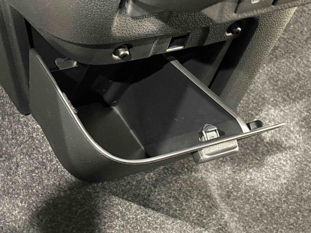 ムーヴキャンバスストライプスG LEDヘッドライト 両側パワースライドドアLEDヘッドランプ&フォグランプ 両側電動スライドドア キーフリーシステム キーフリーシステム連動式電動格納ドアミラー 運転席・助手席シートヒーター バックカメラ フロントベンチシート(広島県)の中古車