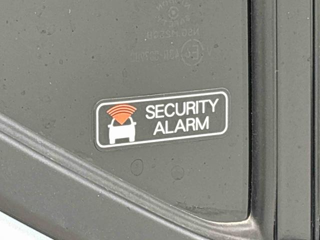 ミライースＸ　ＳＡIIIＬＥＤヘッドランプ　セキュリティアラーム　コーナーセンサー　１４インチフルホイールキャップ　キーレスエントリー　電動格納式ドアミラー　ショツピングフック　マニュアルエアコン（広島県）の中古車