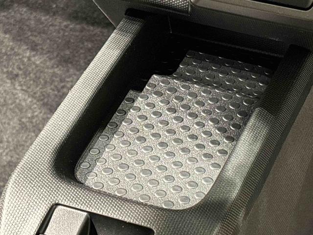 タフトＧターボ　クロムベンチャースカイフィールトップ　メッキパック　シルバーアンダーガーニッシュ　インテリアアクセント　ＬＥＤオートハイビーム＆フォグランプ　電動パーキングブレーキ　バックカメラ　１５インチアルミホイール（広島県）の中古車