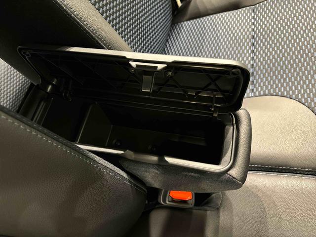 タントカスタムRSLEDオートライト パワースライドドアウェルカムオープン機能 電動パーキングブレーキ 運転席助手席シートヒーター アルミホイール キーフリーシステム オート電動格納式ドアミラー(広島県)の中古車