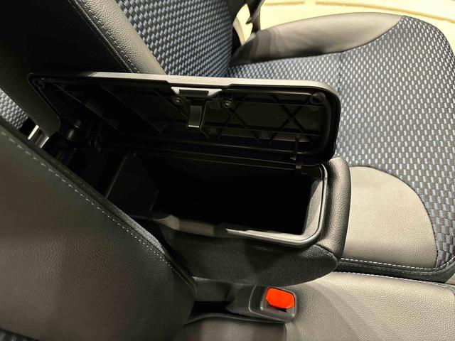 タントカスタムＲＳ　バックモニター対応カメラ　シートヒーターＬＥＤオートライト　パワースライドドアウェルカムオープン機能　電動パーキングブレーキ　運転席助手席シートヒーター　アルミホイール　キーフリーシステム　　オート電動格納式ドアミラー（広島県）の中古車