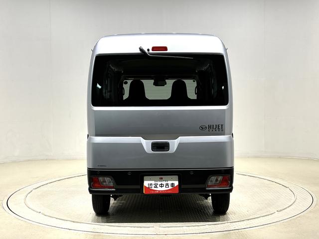 ハイゼットカーゴDX 4WD オートライトハロゲンヘッドランプ コーナーセンサー オーバーヘッドシェルフ フロントドアパワーウインドウ キーレスエントリー AM/FMラジオ マニュアルエアコン スチールホイール(広島県)の中古車