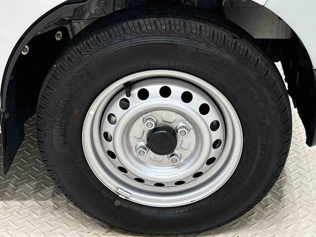 ハイゼットカーゴDX 4WD オートライトハロゲンヘッドランプ コーナーセンサー オーバーヘッドシェルフ フロントドアパワーウインドウ キーレスエントリー AM/FMラジオ マニュアルエアコン スチールホイール(広島県)の中古車