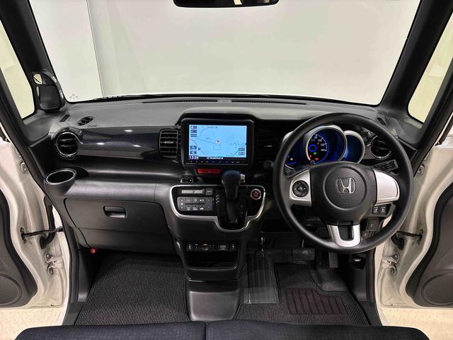 Ｎ−ＢＯＸカスタムＧ　ＳＳブラックスタイルパッケージ　カーナビ　バックモニタードライブレコーダー　ＥＴＣ車載器　後席両側パワースライドドア　オートライト　オートエアコン　プッシュボタンスタート　トップシェイドガラス　キーフリーシステム　アルミホイール　電動格納式ドアミラー（広島県）の中古車