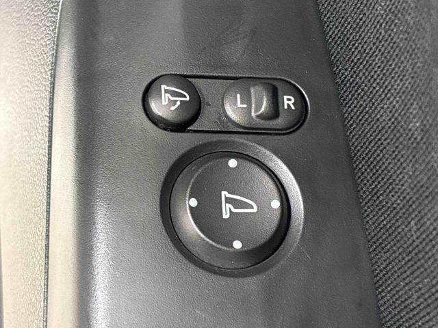 Ｎ−ＢＯＸカスタムＧ　ＳＳブラックスタイルパッケージ　カーナビ　バックモニタードライブレコーダー　ＥＴＣ車載器　後席両側パワースライドドア　オートライト　オートエアコン　プッシュボタンスタート　トップシェイドガラス　キーフリーシステム　アルミホイール　電動格納式ドアミラー（広島県）の中古車