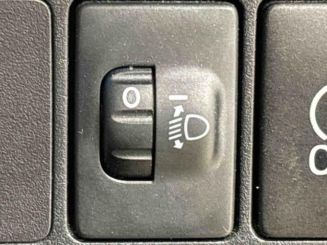 ハイゼットカーゴＤＸ　２ＷＤ　４ＡＴ車　ＣＤステレオ　バイザー付きマニュアルエアコン　アイドリングストップ　オートライト　前席パワーウィンドウ　チケットホルダー付きサンバイザー　トップシェイドガラス　ハロゲンヘッドライト　純正スチールホイール　キーレスエントリー（広島県）の中古車