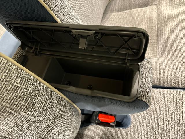 ムーヴキャンバスストライプスG バックモニター対応 電動パーキングブレーキLEDオートライト・フォグランプ 電動パーキングブレーキ プッシュボタンスタート セキュリティアラーム バックカメラ 両側パワースライドドアウエルカムオープン機能 オート電動格納式ドアミラー(広島県)の中古車