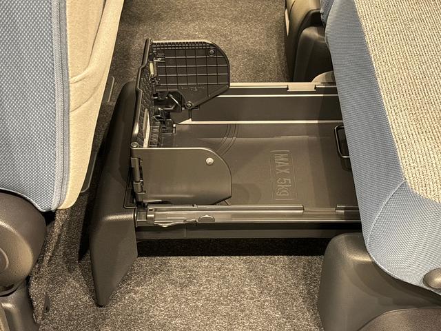 ムーヴキャンバスストライプスG バックモニター対応 電動パーキングブレーキLEDオートライト・フォグランプ 電動パーキングブレーキ プッシュボタンスタート セキュリティアラーム バックカメラ 両側パワースライドドアウエルカムオープン機能 オート電動格納式ドアミラー(広島県)の中古車