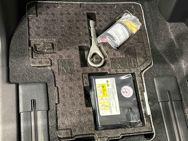 タントファンクロスターボ バックモニター 電動パーキングブレーキLEDヘッドライト・フォグランプ 後席両側パワースライドドア 運転席・助手席シートヒーター オートライト サイドエアバッグ 純正15インチアルミホイール キーフリーシステム(広島県)の中古車