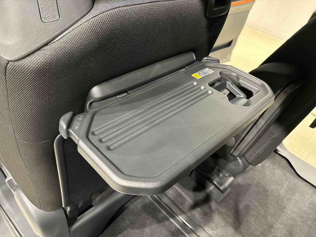 タントファンクロスターボ バックモニター 電動パーキングブレーキLEDヘッドライト・フォグランプ 後席両側パワースライドドア 運転席・助手席シートヒーター オートライト サイドエアバッグ 純正15インチアルミホイール キーフリーシステム(広島県)の中古車