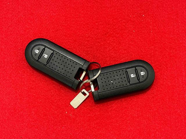 キャストスタイルＧ　リミテッド　ＳＡIIIパノラマモニター対応カメラ　運転席・助手席シートヒーター　ＬＥＤヘッドランプ・フォグランプ　アルミホイール　オートライト　プッシュボタンスタート　セキュリティアラーム（広島県）の中古車