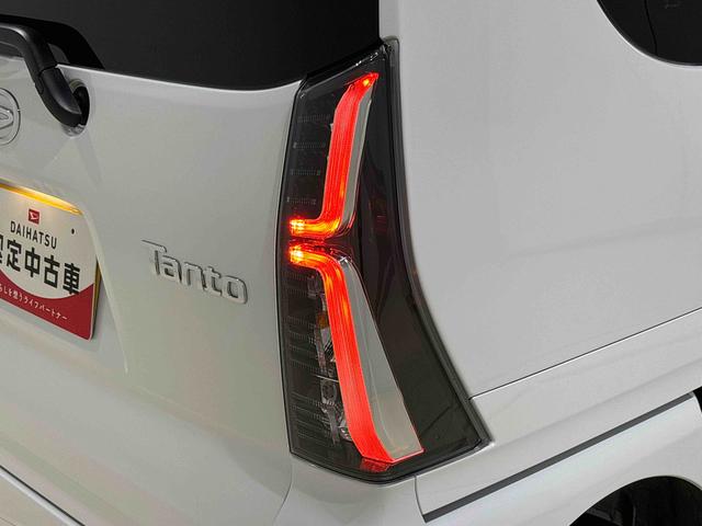タントカスタムX LEDオートライト キーフリーシステムLEDフォグランプ パワースライドドアウェルカムオープン機能 オート電動格納式ドアミラー 助手席ロングスライド 助手席イージークローザー 運転席助手席シートヒーター アルミホイール バックカメラ(広島県)の中古車