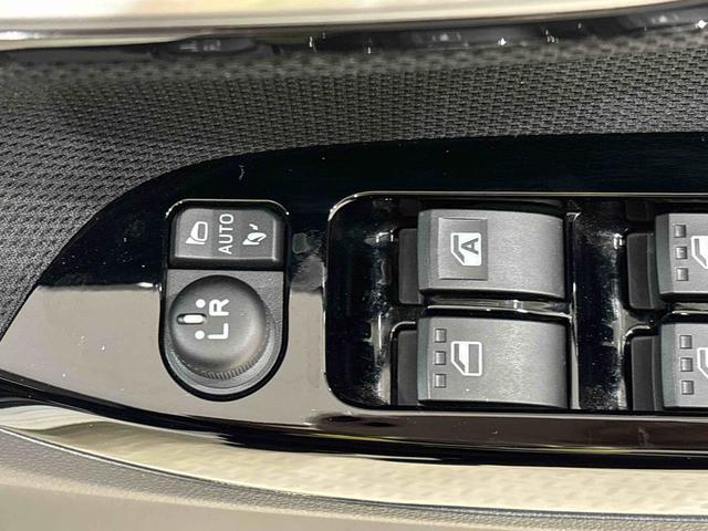 ムーヴカスタム RS ハイパーリミテッドSAIII ナビドラETCLEDオートハイビーム・フォグランプ 運転席シートヒーター アルミホイール オートライト プッシュボタンスタート セキュリティアラーム ナビゲーションシステム ドライブレコーダー 全方位バックカメラ(広島県)の中古車