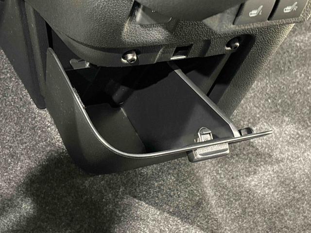 ムーヴキャンバスストライプスＧ　キーフリーシステム　ステアリングスイッチＬＥＤオートライト・フォグランプ　電動パーキングブレーキ　プッシュボタンスタート　セキュリティアラーム　バックカメラ　両側パワースライドドアウエルカムオープン機能　オート電動格納式ドアミラー（広島県）の中古車