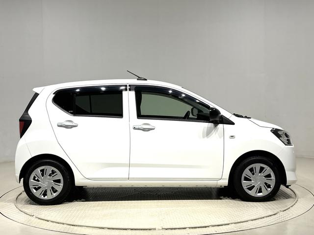 ミライースX SAIIILEDヘッドランプ セキュリティアラーム コーナーセンサー 14インチフルホイールキャップ キーレスエントリー 電動格納式ドアミラー ショツピングフック マニュアルエアコン(広島県)の中古車
