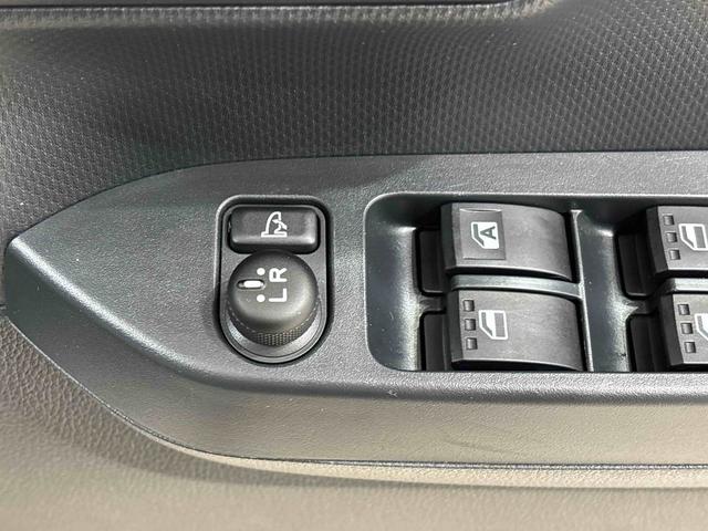 ミライースX SAIIILEDヘッドランプ セキュリティアラーム コーナーセンサー 14インチフルホイールキャップ キーレスエントリー 電動格納式ドアミラー ショツピングフック マニュアルエアコン(広島県)の中古車