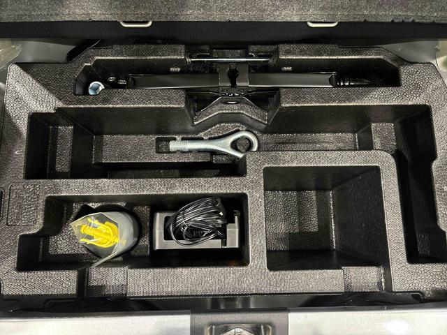 ミライースＸ　ＳＡIII　手引き式サイドブレーキ　キーレスエントリーオートライト　リヤワイパー（広島県）の中古車