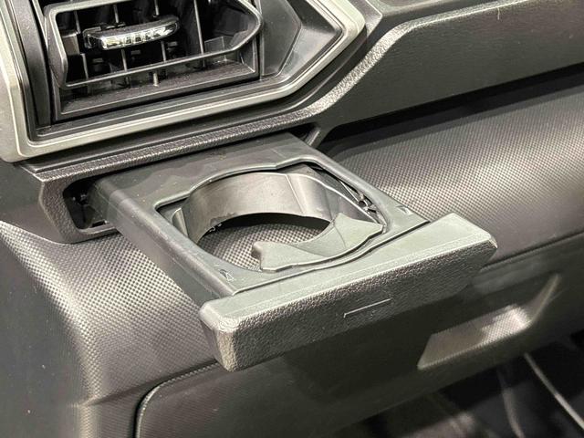 ロッキープレミアム　ナビ　パノラマモニター　ＥＴＣ　ドラレコＬＥＤヘッドランプ・フォグランプ　全車速追従機能付アダプティブクルーズコントロール　レーンキープコントロール　ブラインドスポットモニター　１７インチアルミホイール　シートヒーター（広島県）の中古車