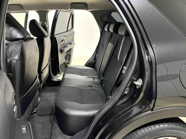 ロッキープレミアム　ナビ　パノラマモニター　ＥＴＣ　ドラレコＬＥＤヘッドランプ・フォグランプ　全車速追従機能付アダプティブクルーズコントロール　レーンキープコントロール　ブラインドスポットモニター　１７インチアルミホイール　シートヒーター（広島県）の中古車