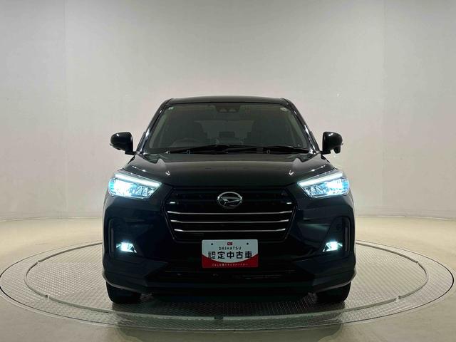 ロッキープレミアム　ナビ　パノラマモニター　ＥＴＣ　ドラレコＬＥＤヘッドランプ・フォグランプ　全車速追従機能付アダプティブクルーズコントロール　レーンキープコントロール　ブラインドスポットモニター　１７インチアルミホイール　シートヒーター（広島県）の中古車