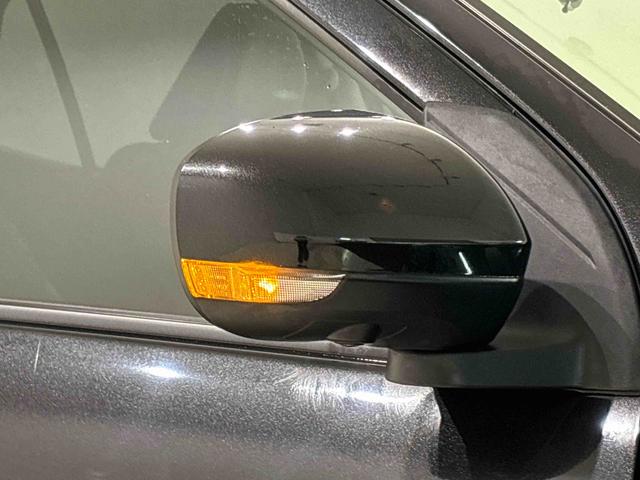 ロッキープレミアム　ナビ　パノラマモニター　ＥＴＣ　ドラレコＬＥＤヘッドランプ・フォグランプ　全車速追従機能付アダプティブクルーズコントロール　レーンキープコントロール　ブラインドスポットモニター　１７インチアルミホイール　シートヒーター（広島県）の中古車