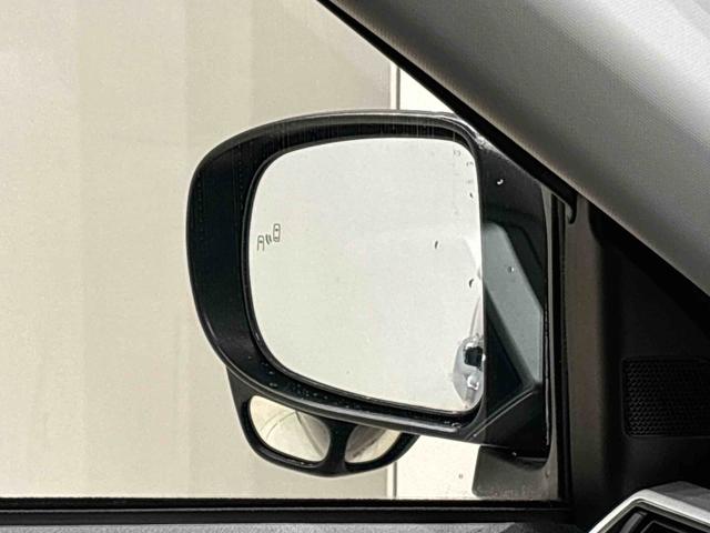 ロッキープレミアム　ナビ　パノラマモニター　ＥＴＣ　ドラレコＬＥＤヘッドランプ・フォグランプ　全車速追従機能付アダプティブクルーズコントロール　レーンキープコントロール　ブラインドスポットモニター　１７インチアルミホイール　シートヒーター（広島県）の中古車