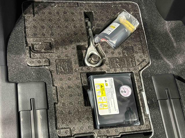 タントカスタムRS パノラマモニター対応 電動パーキングブレーキLEDオートライト パワースライドドアウェルカムオープン機能 オート電動格納式ドアミラー 助手席ロングスライド 助手席イージークローザー アルミホイール キーフリーシステム(広島県)の中古車