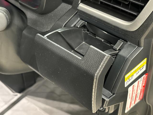 トールカスタムＧ　ターボ　ナビ　バックカメラ　ＥＴＣＬＥＤヘッドランプ・フォグランプ　　アルミホイール　オートライト　プッシュボタンスタート　クルーズコントロール　　コーナーセンサー　パワースライドドア　キーフリーシステム　電動パーキングブレーキ（広島県）の中古車