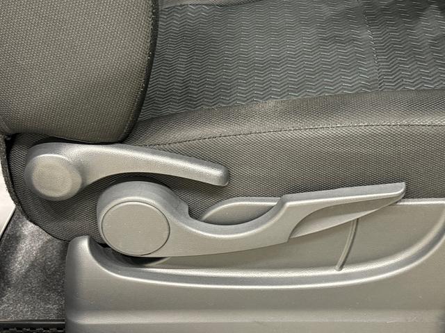 トールカスタムＧ　ターボ　ナビ　バックカメラ　ＥＴＣＬＥＤヘッドランプ・フォグランプ　　アルミホイール　オートライト　プッシュボタンスタート　クルーズコントロール　　コーナーセンサー　パワースライドドア　キーフリーシステム　電動パーキングブレーキ（広島県）の中古車