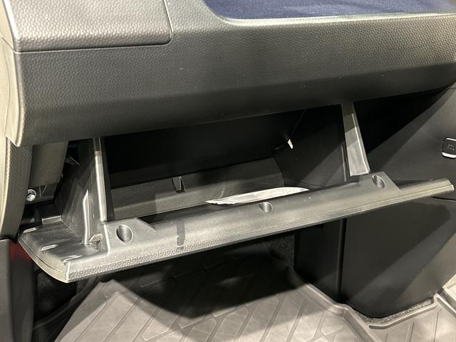 トールカスタムＧ　ターボ　ナビ　バックカメラ　ＥＴＣＬＥＤヘッドランプ・フォグランプ　　アルミホイール　オートライト　プッシュボタンスタート　クルーズコントロール　　コーナーセンサー　パワースライドドア　キーフリーシステム　電動パーキングブレーキ（広島県）の中古車