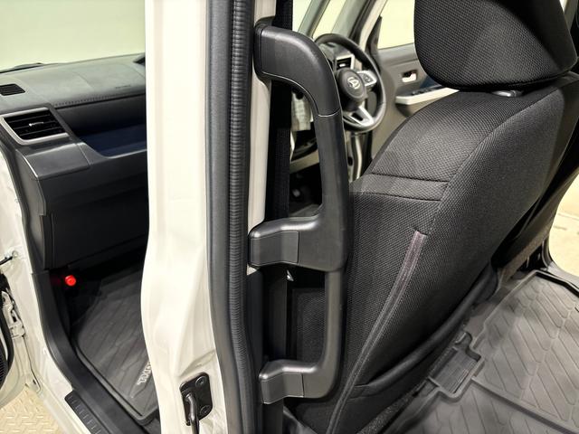 トールカスタムＧ　ターボ　ナビ　バックカメラ　ＥＴＣＬＥＤヘッドランプ・フォグランプ　　アルミホイール　オートライト　プッシュボタンスタート　クルーズコントロール　　コーナーセンサー　パワースライドドア　キーフリーシステム　電動パーキングブレーキ（広島県）の中古車