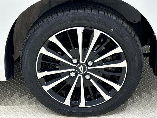 トールカスタムＧ　ターボ　ナビ　バックカメラ　ＥＴＣＬＥＤヘッドランプ・フォグランプ　　アルミホイール　オートライト　プッシュボタンスタート　クルーズコントロール　　コーナーセンサー　パワースライドドア　キーフリーシステム　電動パーキングブレーキ（広島県）の中古車