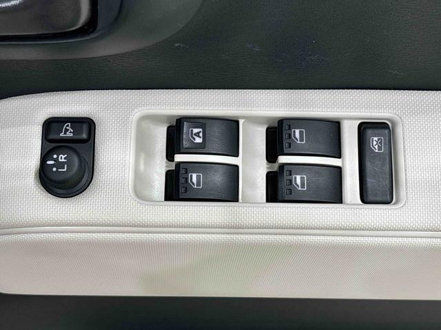 ミラココアココアＸ　ナビゲーション　バックカメラハロゲンヘッドランプ　セキュリティアラーム　フルホイールキャップ　電動格納式ドアミラー　ショツピングフック　オートエアコン（広島県）の中古車