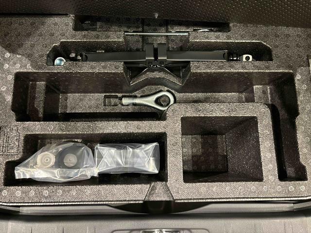 ミラココアココアＸ　ナビゲーション　バックカメラハロゲンヘッドランプ　セキュリティアラーム　フルホイールキャップ　電動格納式ドアミラー　ショツピングフック　オートエアコン（広島県）の中古車