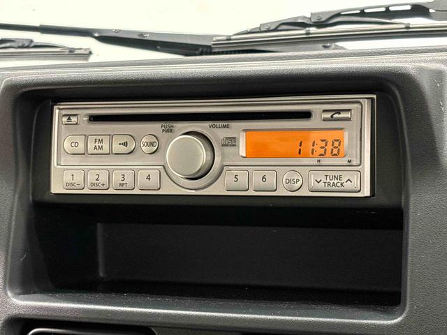 キャリイトラックＫＸ　ＡＭ／ＦＭラジオ　ＣＤチューナー　４ＷＤハロゲンヘッドライト　マニュアルエアコン　パワーウィンドウスイッチ　ヘッドライトマニュアルレベリング　キーレスエントリー（広島県）の中古車