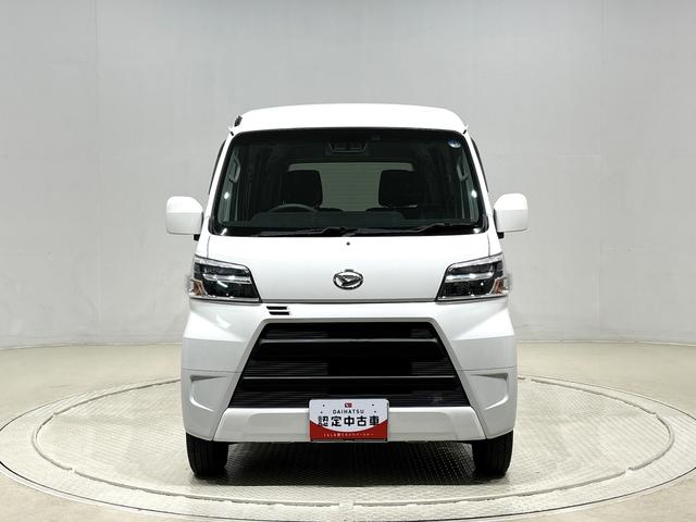 ハイゼットカーゴクルーズSAIII 2WD MT仕様 CD/ラジオチューナーLEDヘッドランプ 電動格納式カラードドアミラー トップシェイドガラス 荷室LEDランプ 12インチフルホイールキャップ コーナーセンサー キーレスエントリー(広島県)の中古車