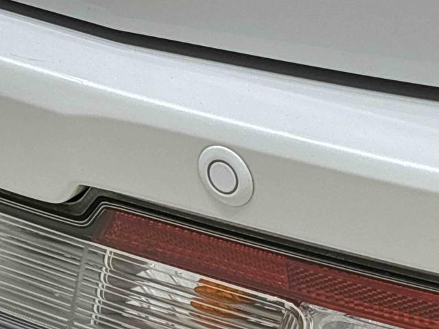 ハイゼットカーゴクルーズSAIII 2WD MT仕様 CD/ラジオチューナーLEDヘッドランプ 電動格納式カラードドアミラー トップシェイドガラス 荷室LEDランプ 12インチフルホイールキャップ コーナーセンサー キーレスエントリー(広島県)の中古車