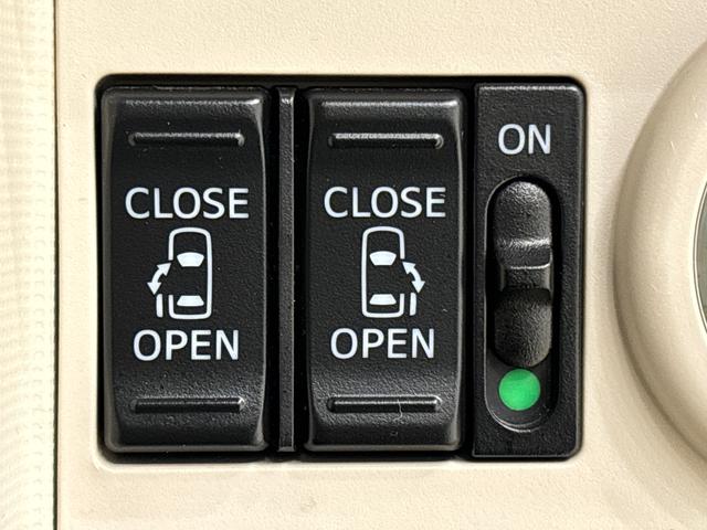 ムーヴキャンバスＸメイクアップリミテッド　ＳＡIIIハロゲンライト　ＬＥＤフォグランプ　オートライト　プッシュボタンスタート　セキュリティアラーム　パノラマモニター対応カメラ　両側パワースライドドア　７インチナビ　パノラマモニター　ドライブレコーダ（広島県）の中古車