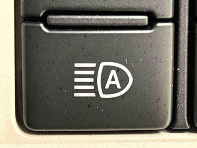 ムーヴキャンバスＸメイクアップリミテッド　ＳＡIIIハロゲンライト　ＬＥＤフォグランプ　オートライト　プッシュボタンスタート　セキュリティアラーム　パノラマモニター対応カメラ　両側パワースライドドア　７インチナビ　パノラマモニター　ドライブレコーダ（広島県）の中古車