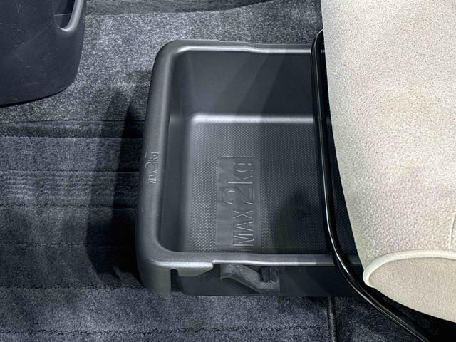 ムーヴキャンバスＸメイクアップリミテッド　ＳＡIIIハロゲンライト　ＬＥＤフォグランプ　オートライト　プッシュボタンスタート　セキュリティアラーム　パノラマモニター対応カメラ　両側パワースライドドア　７インチナビ　パノラマモニター　ドライブレコーダ（広島県）の中古車