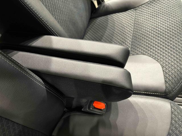 タントカスタムXセレクションLEDオートライト パワースライドドアウェルカムオープン機能 オート電動格納式ドアミラー 助手席ロングスライド 助手席イージークローザー アルミホイール キーフリーシステム(広島県)の中古車