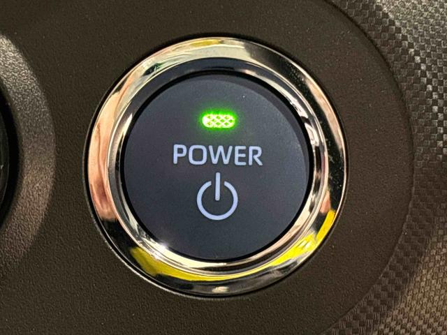 ロッキープレミアムＧ　ＨＥＶ　ナビ　ＥＴＣ車載器　ドライブレコーダーＬＥＤヘッドランプ・フォグランプ　全車速追従機能付アダプティブクルーズコントロール　レーンキープコントロール　ブラインドスポットモニター　１７インチアルミホイール　シートヒーター（広島県）の中古車