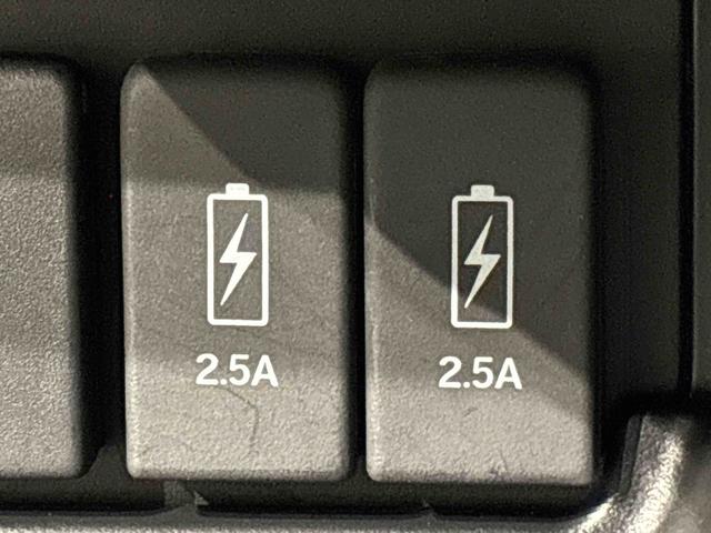 Ｎ−ＢＯＸカスタムＬターボ　ナビゲーション　ＥＴＣ　ドライブレコーダーＬＥＤオートライト　プッシュボタンスタート　オートエアコン　電動格納式ドアミラー　アルミホイール　キーフリーシステム（広島県）の中古車