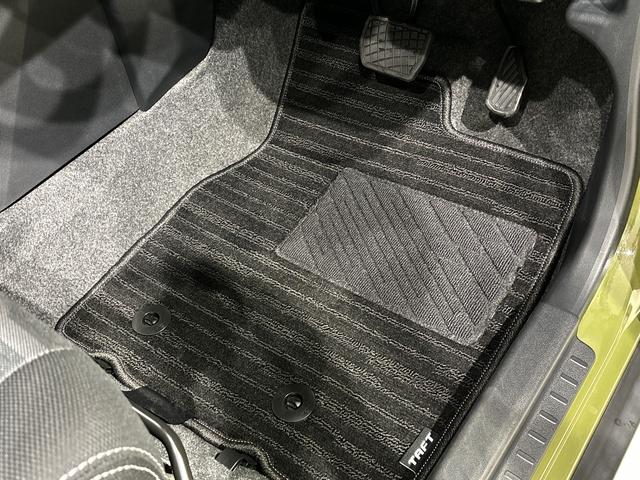 タフトＧ　クロムベンチャー　カーナビ　バックカメラ　ＥＴＣ車載器付スカイフィールトップ　クロムパック　メッキパック　シルバーアンダーガーニッシュ　インテリアアクセント　ＬＥＤオートライト＆フォグランプ　電動パーキングブレーキ　バックカメラ　アルミホイール（広島県）の中古車