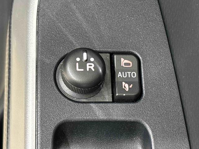 トールカスタムＧ　バックモニター対応　電動パーキングブレーキＬＥＤヘッドランプ・フォグランプ　　１４インチアルミホイール　オートライト　プッシュボタンスタート　クルーズコントロール　　コーナーセンサー　パワースライドドア　キーフリーシステム（広島県）の中古車