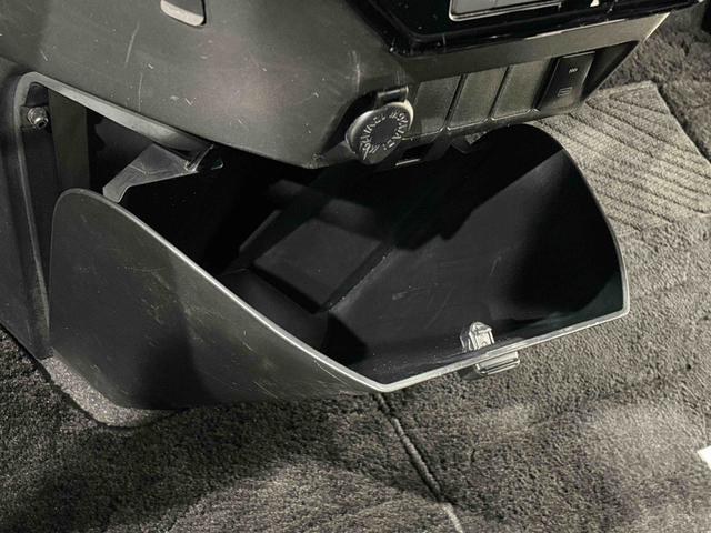 トールカスタムＧ　バックモニター対応　電動パーキングブレーキＬＥＤヘッドランプ・フォグランプ　　１４インチアルミホイール　オートライト　プッシュボタンスタート　クルーズコントロール　　コーナーセンサー　パワースライドドア　キーフリーシステム（広島県）の中古車